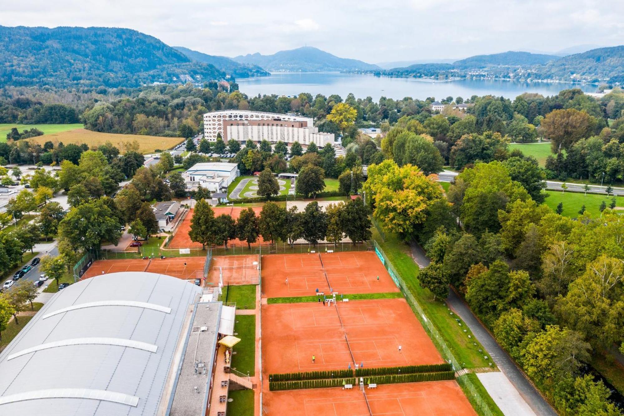 Das Seepark Woerthersee Resort Klagenfurt am Woerthersee Esterno foto